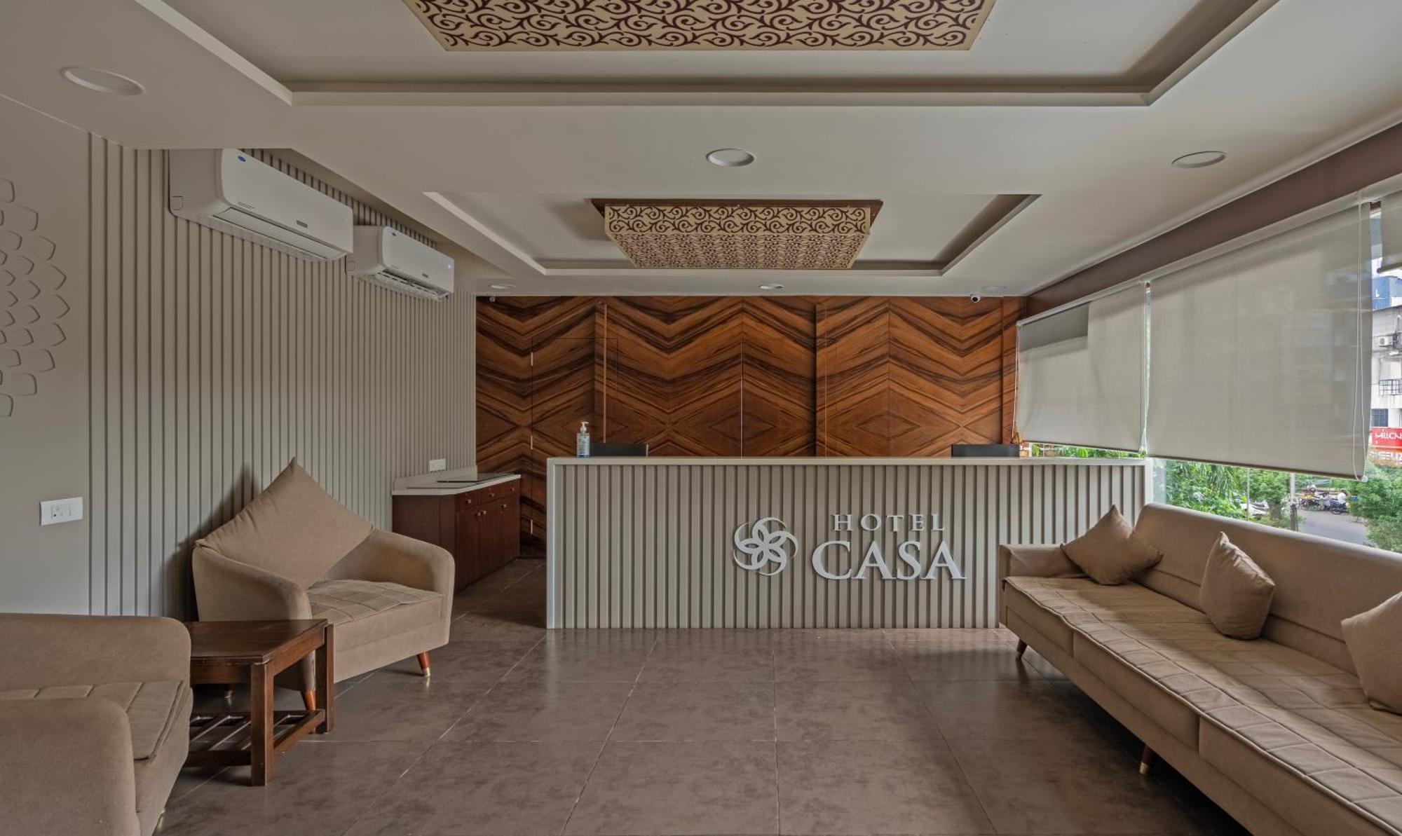 Hotel Casa, Vadodara Zewnętrze zdjęcie
